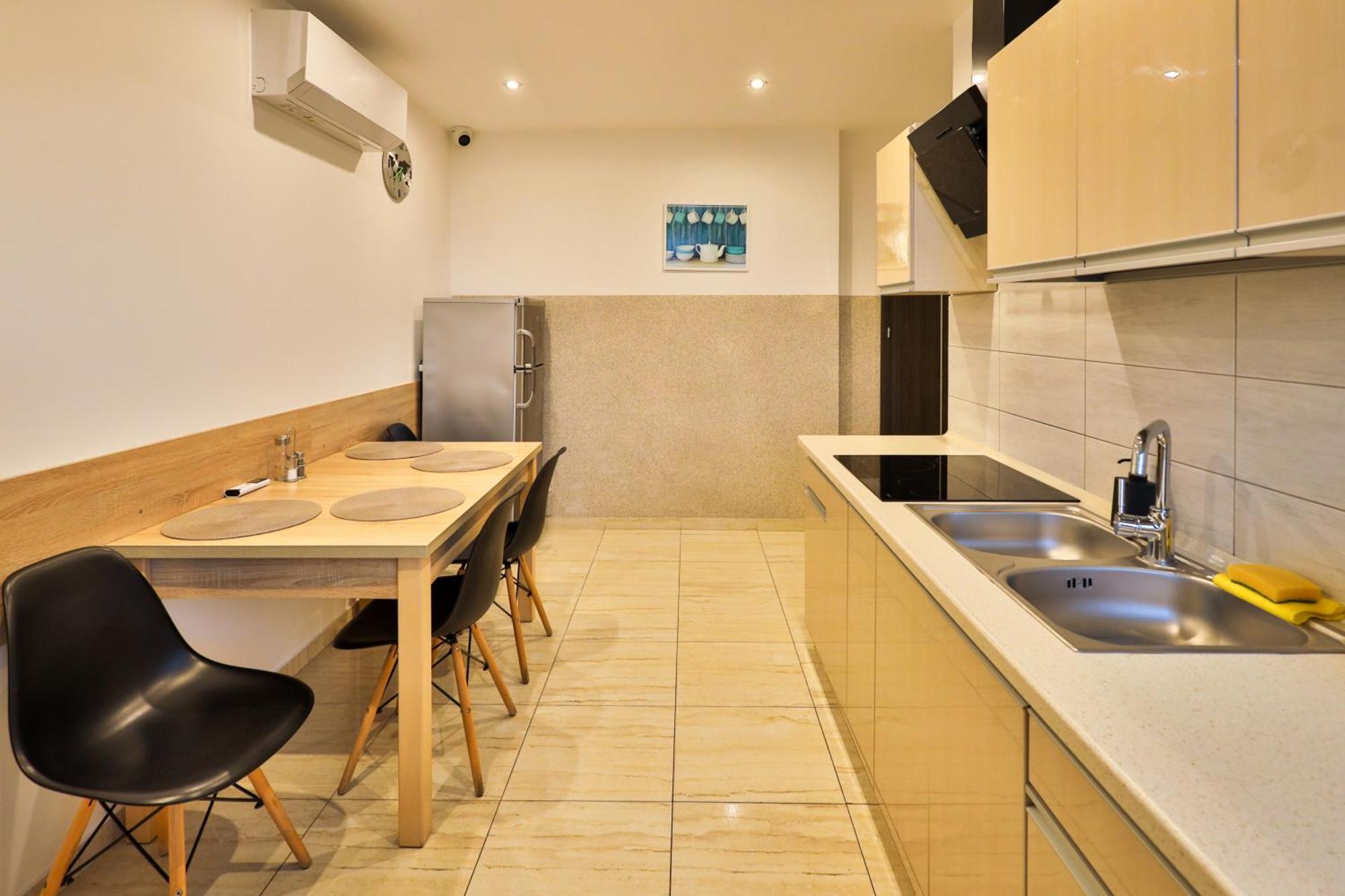 Apart-House Uniejow Exterior photo